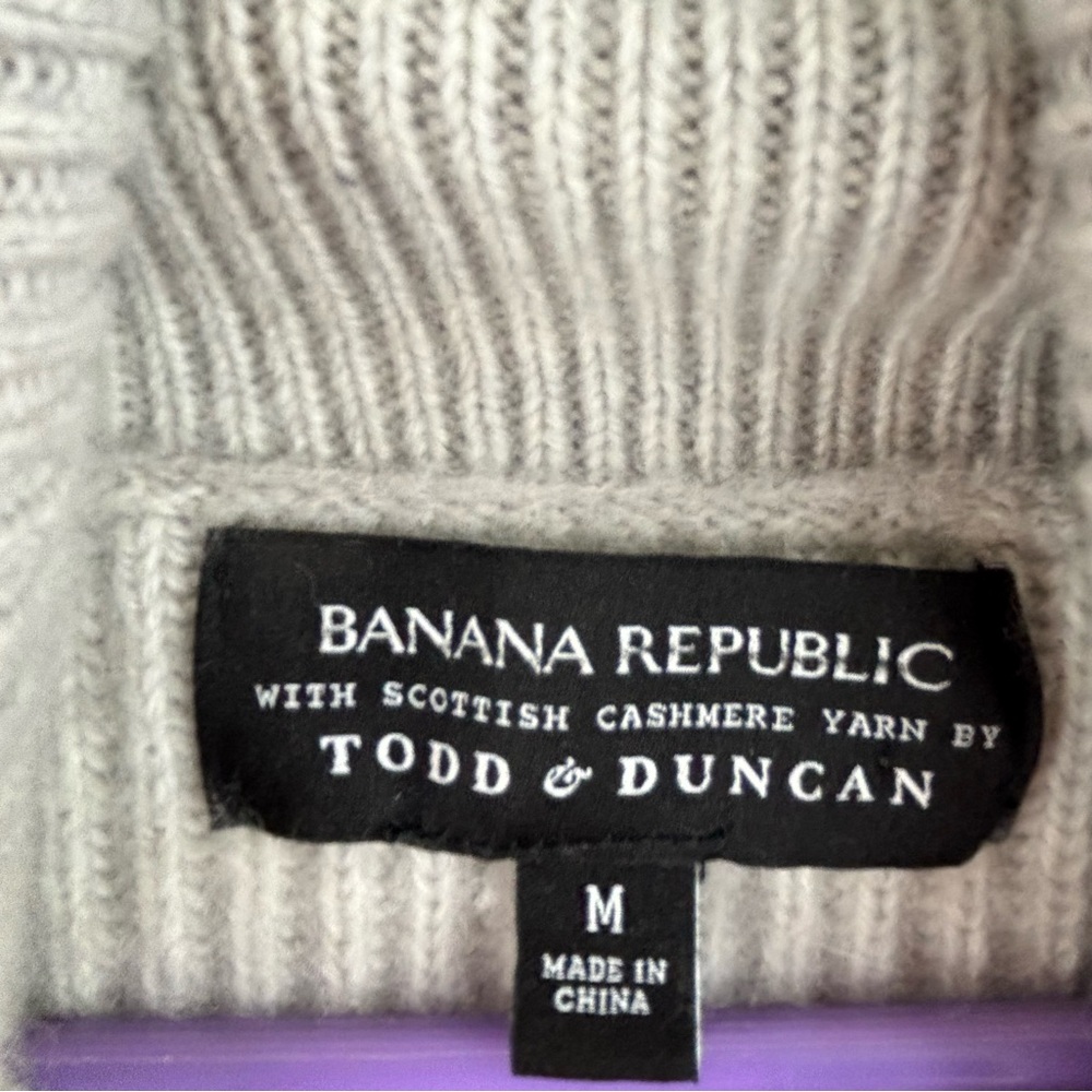 Banana Republic Todd & Duncan Scottish Cashmere Sweater Cowlneck Gray Size M - Picture 12 of 12